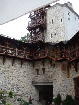 Korzkiew - Zamek