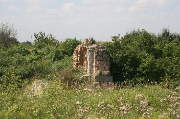 Ossolin - zamek